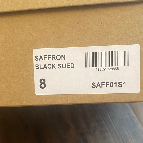 Steve Madden Black Suede Platform Sandals - Picture 3 of 10